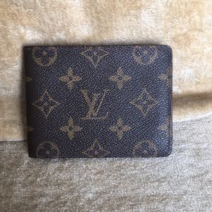 11 Louis Vuitton MENS wallet
